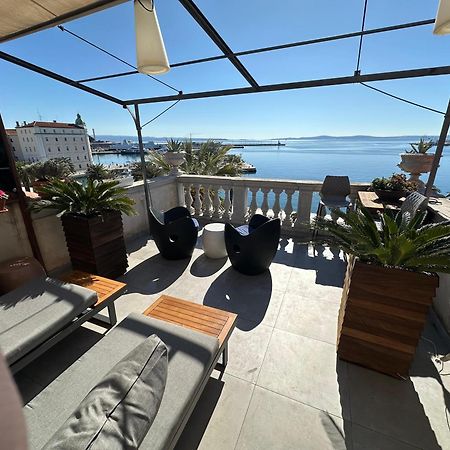 Riva Luxury Suites Split Exteriör bild