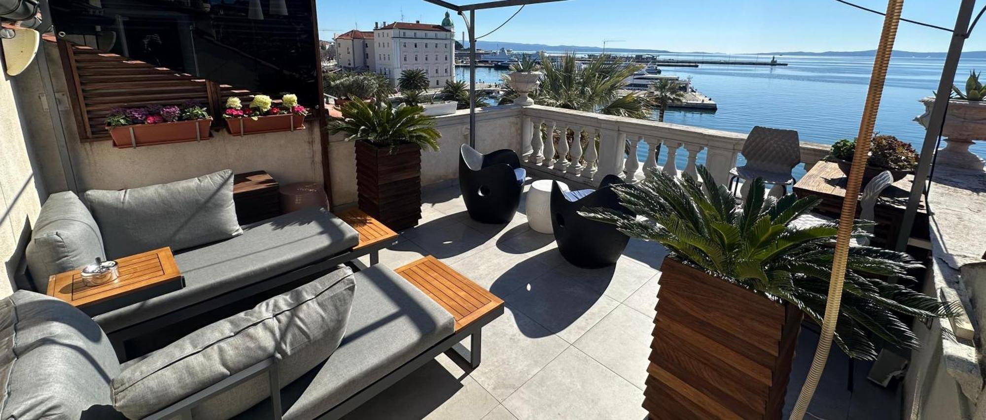 Riva Luxury Suites Split Exteriör bild
