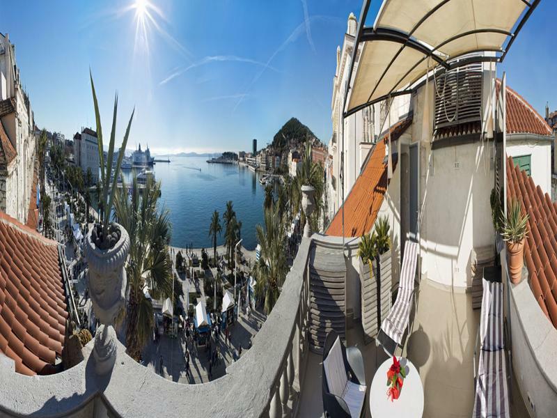 Riva Luxury Suites Split Exteriör bild